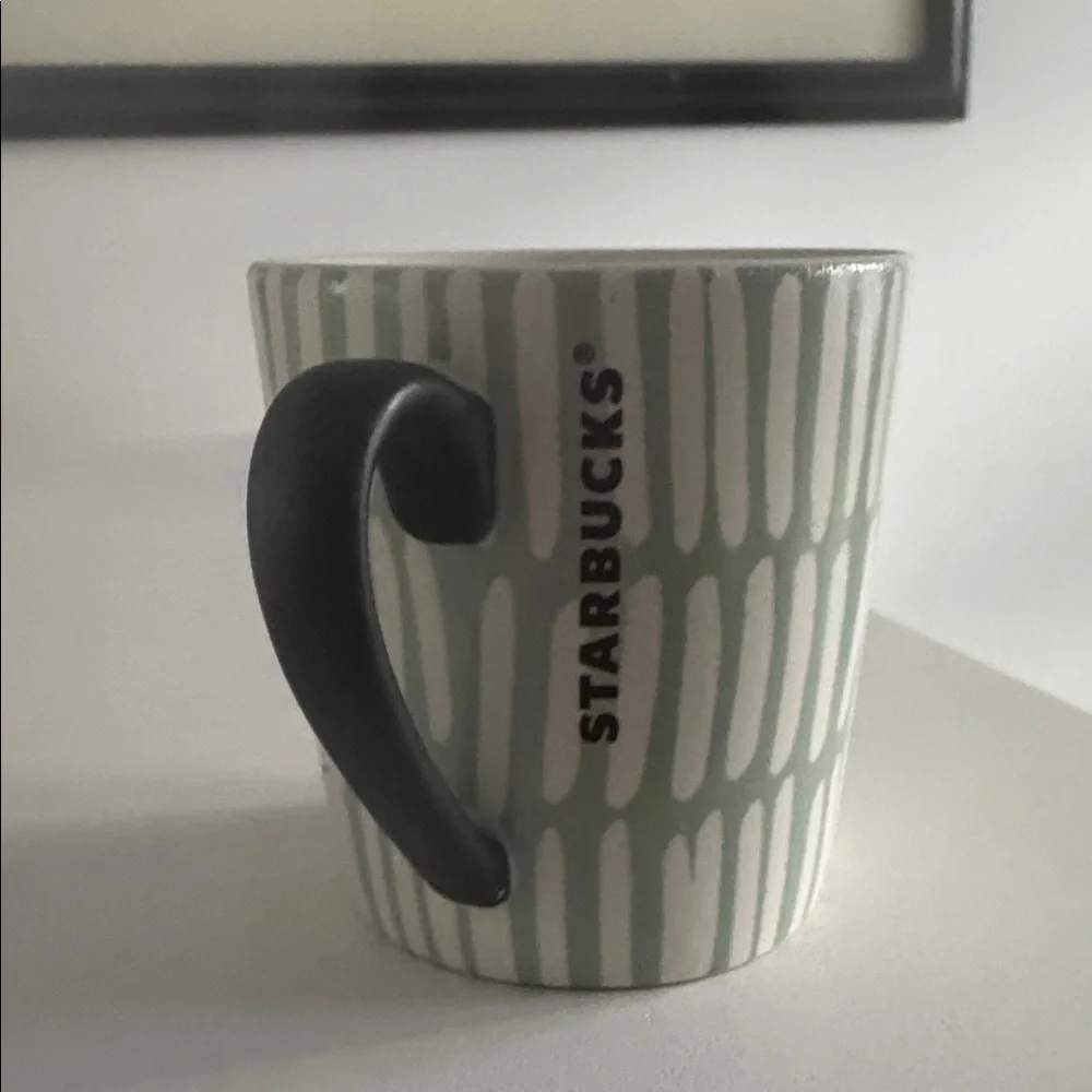 Starbucks super cute